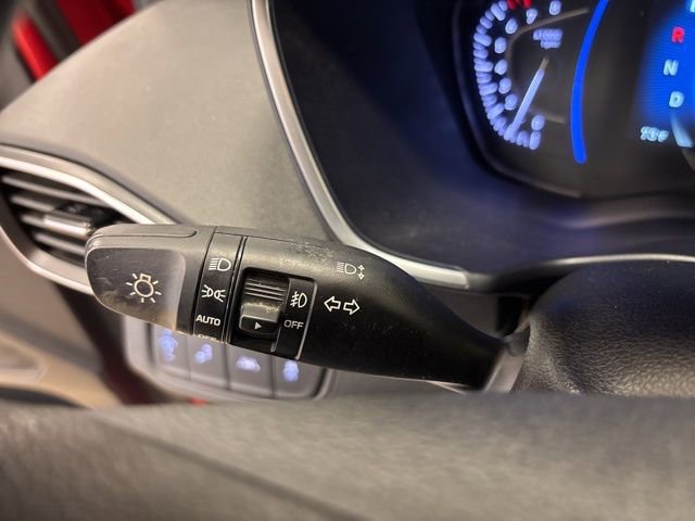 Used 2020 Hyundai Santa Fe SEL FWD image 30