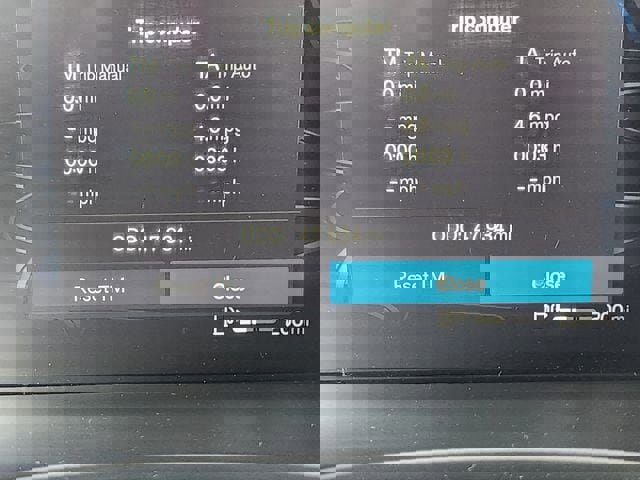 Certified 2022 Volvo XC60 B5 Momentum AWD/4WD image 26