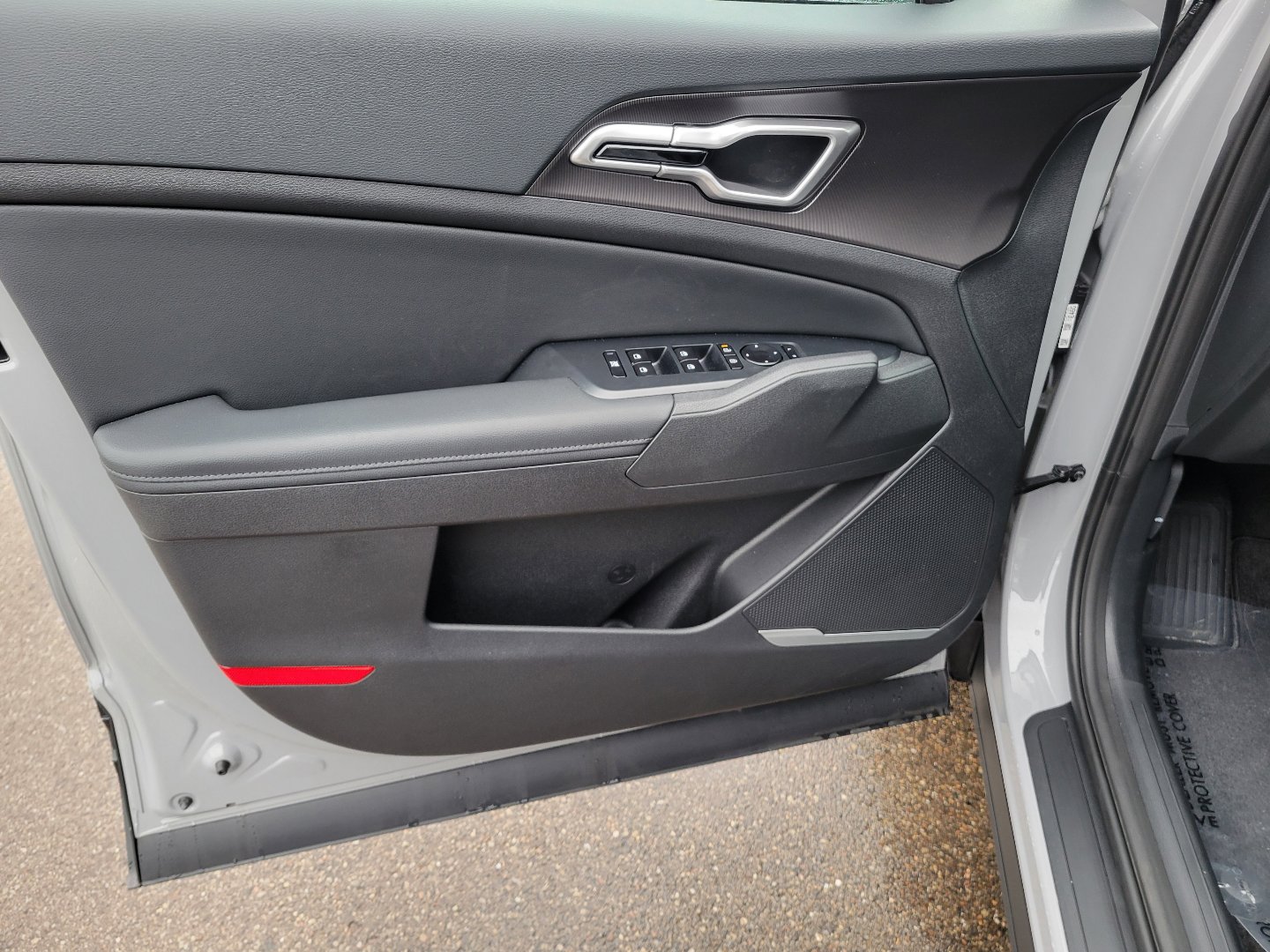 Used 2026 Kia Sportage EX w/ EX Panoramic Sunroof Package image 19