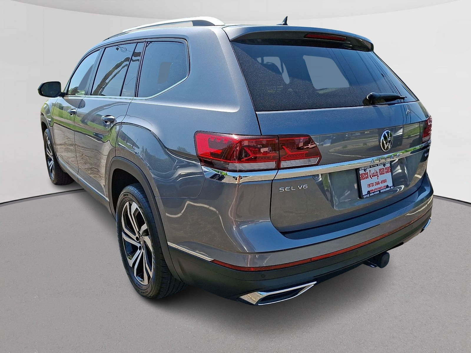 Used 2023 Volkswagen Atlas SEL AWD/4WD image 7