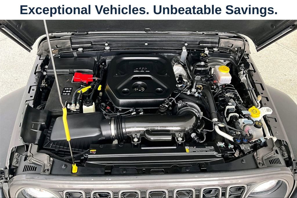 Used 2025 Jeep Wrangler Sport AWD/4WD image 11