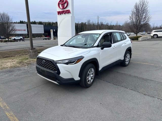 Used 2023 Toyota Corolla Cross L image 7