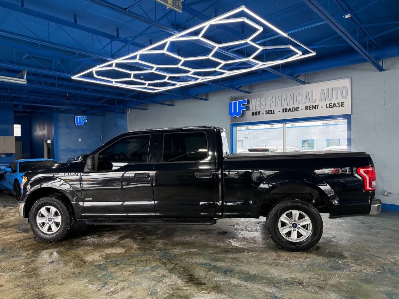 Used 2016 Ford F150 XLT image 12