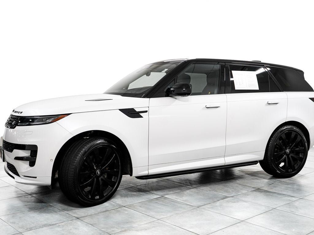 Used 2024 Land Rover Range Rover Sport Dynamic SE AWD/4WD image 4