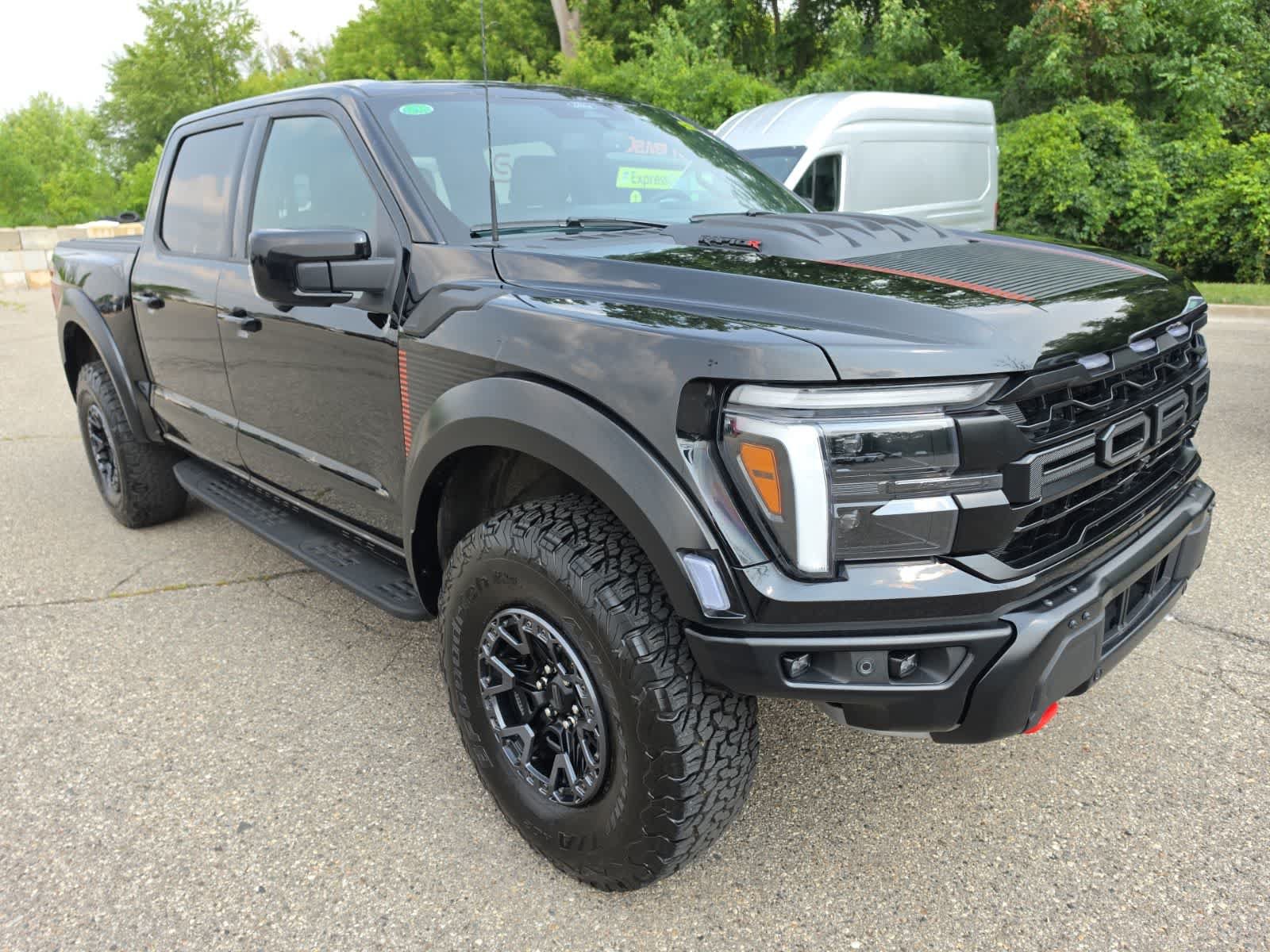 Used 2025 Ford F150 Raptor w/ Equipment Group 803A Raptor R AWD/4WD image 5