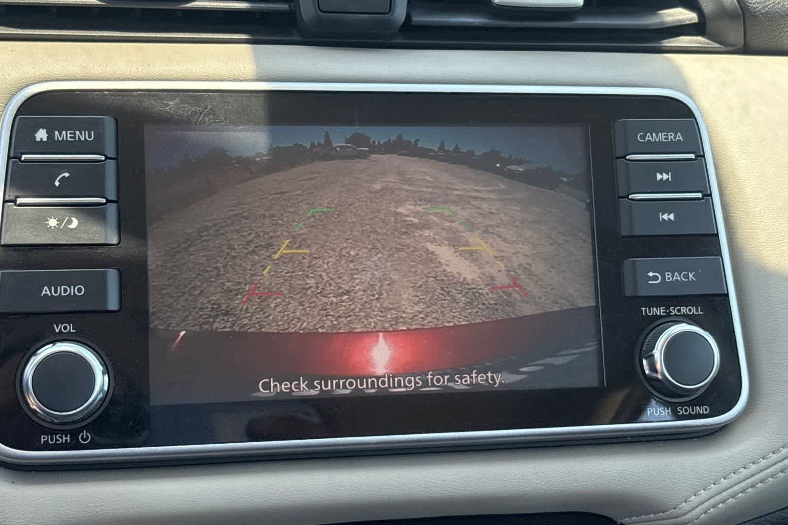 Used 2020 Nissan Versa SV FWD image 20