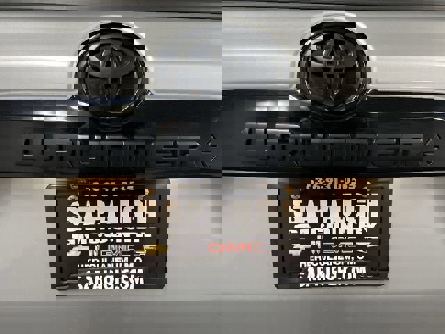 Used 2021 Toyota 4Runner Venture w/ Moonroof Package image 33