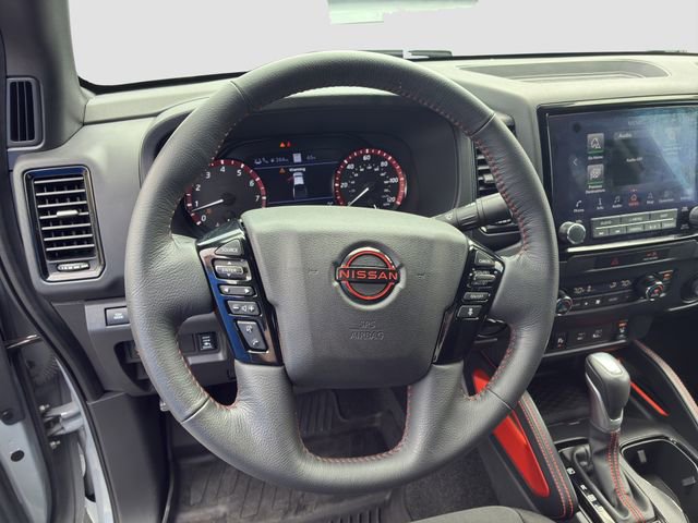 Used 2022 Nissan Frontier PRO-4X AWD/4WD image 10