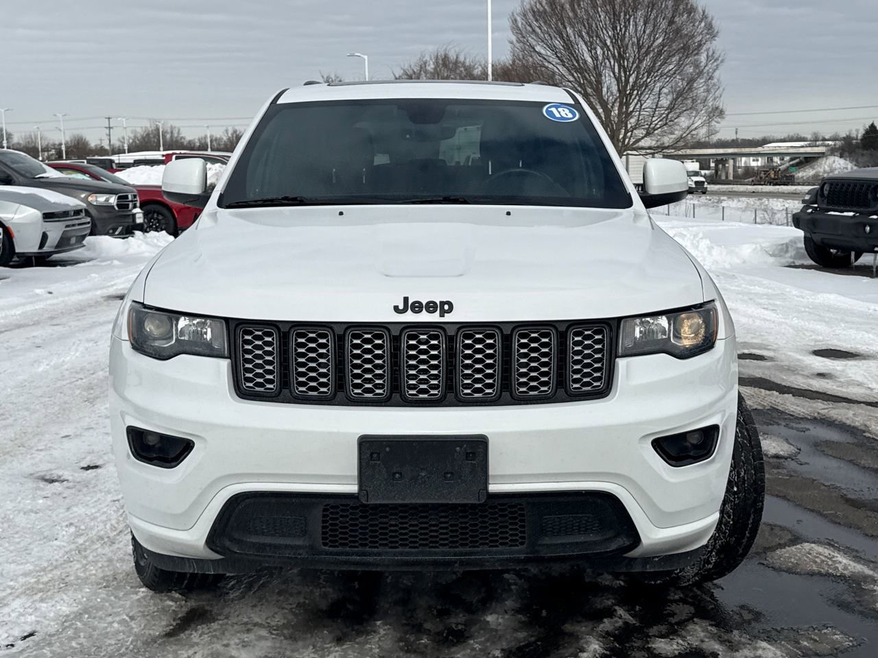 Used 2018 Jeep Grand Cherokee Altitude image 8