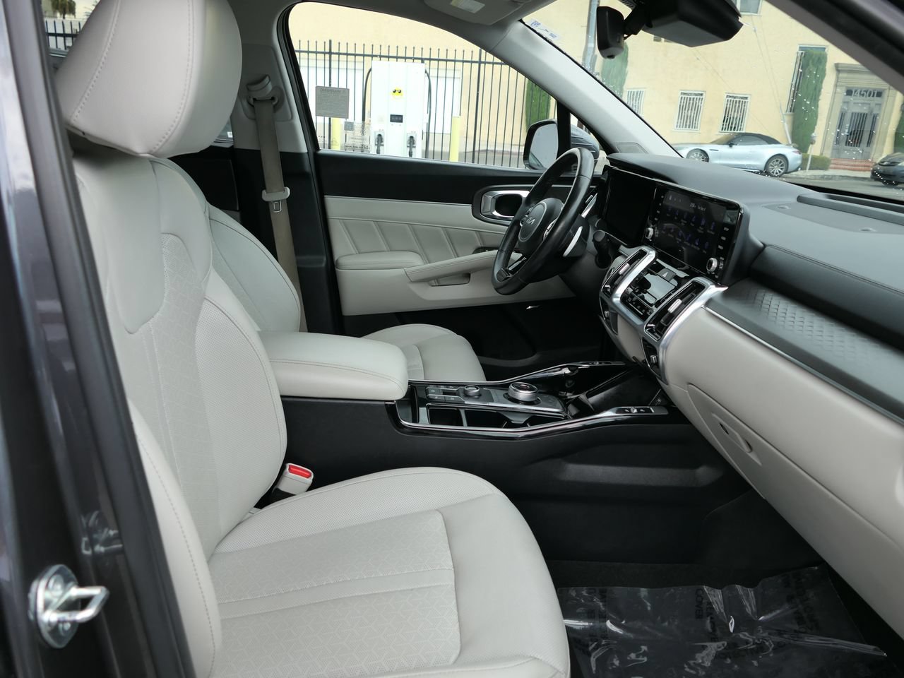 Used 2023 Kia Sorento SX Prestige AWD/4WD image 27