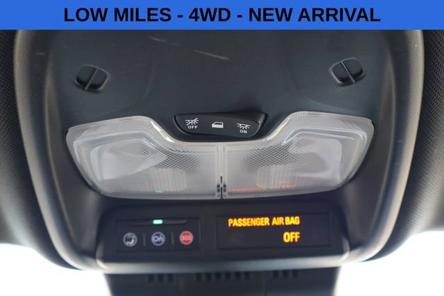 Used 2023 Chevrolet Colorado LT w/ LT Convenience Package AWD/4WD image 11