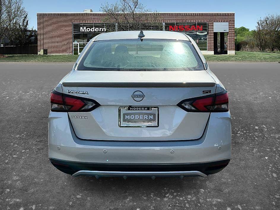 Certified 2024 Nissan Versa SR FWD image 3