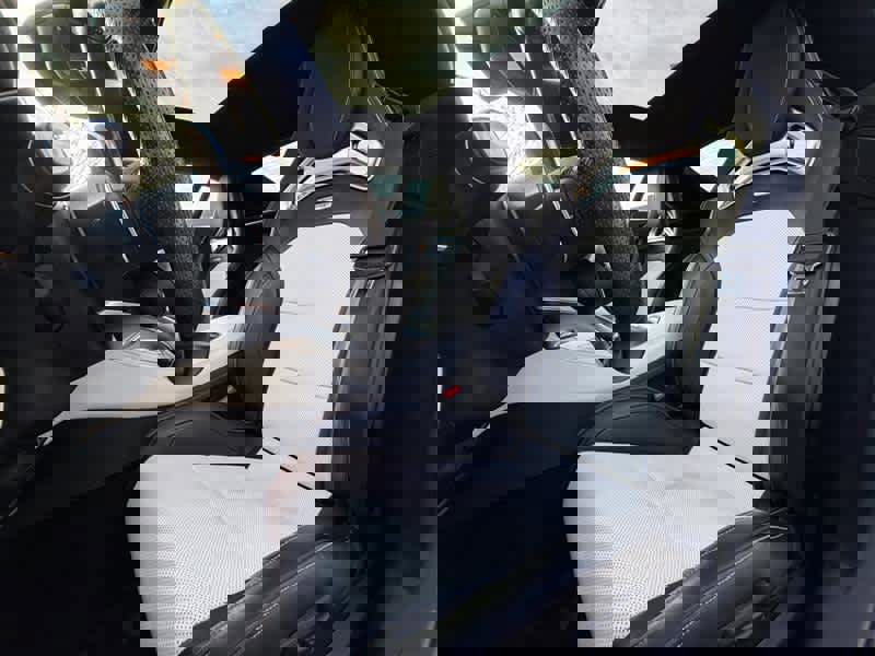 Used 2020 Mercedes-Benz AMG GT C image 6