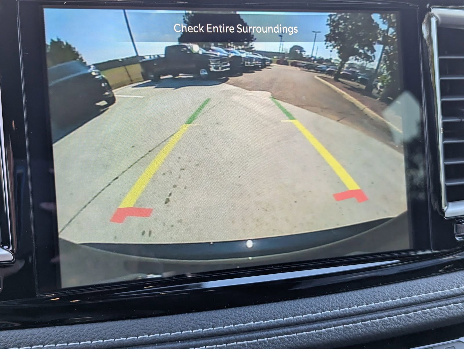 New 2026 Chrysler Pacifica Select image 9