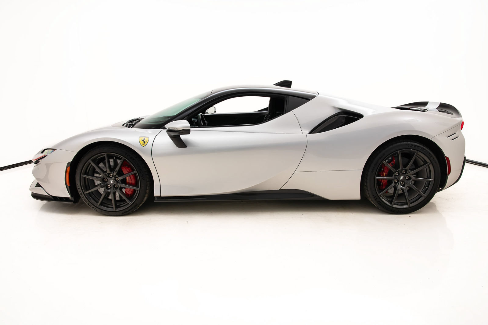 Certified 2021 Ferrari SF90 Stradale AWD/4WD image 8