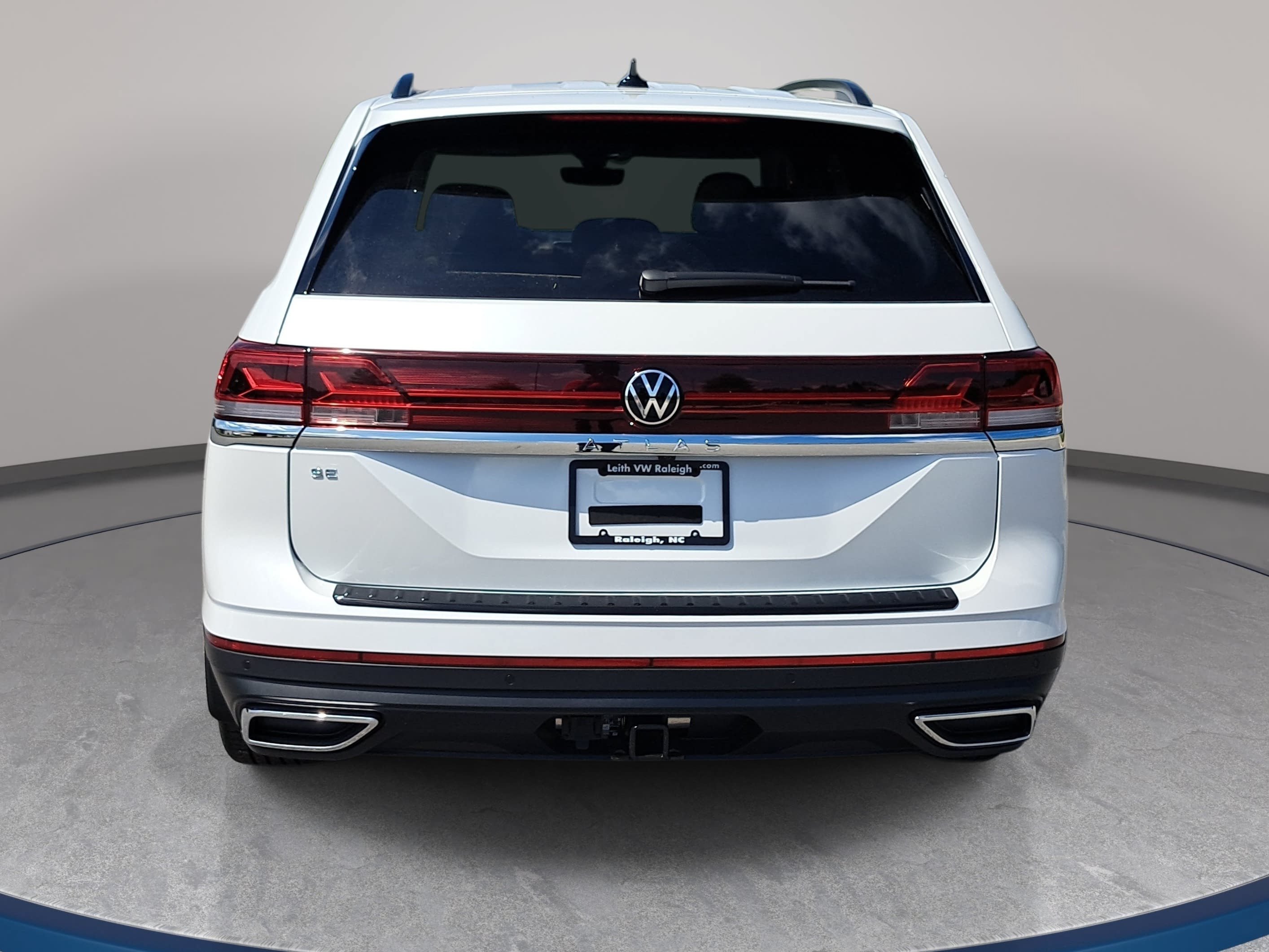 New 2026 Volkswagen Atlas SE FWD image 6