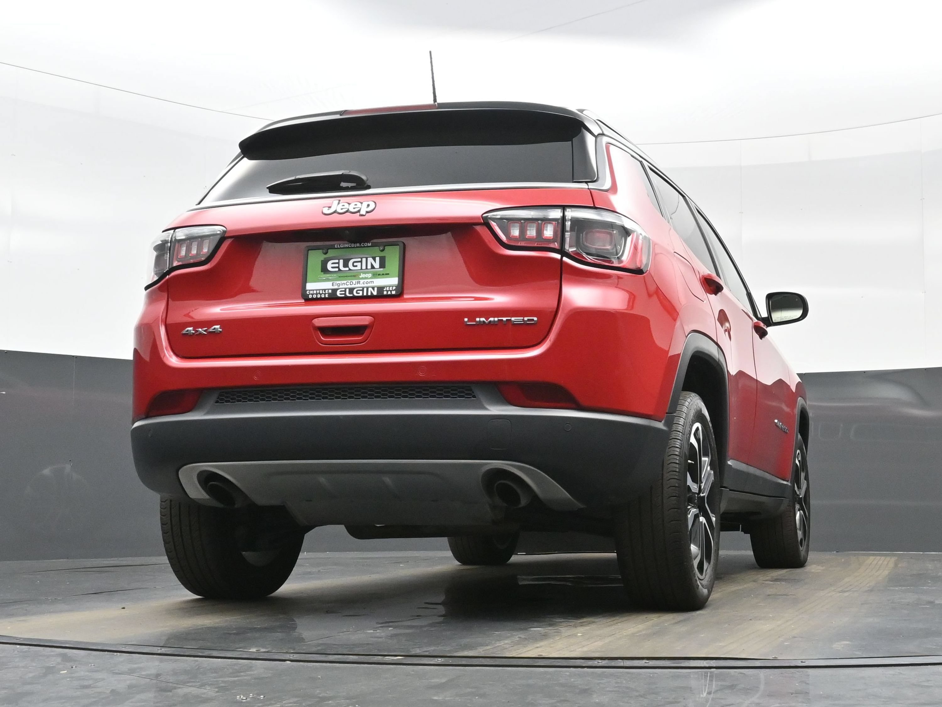 Used 2023 Jeep Compass Limited AWD/4WD image 31