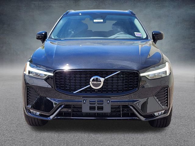 New 2025 Volvo XC60 B5 Core w/ Climate Package image 5