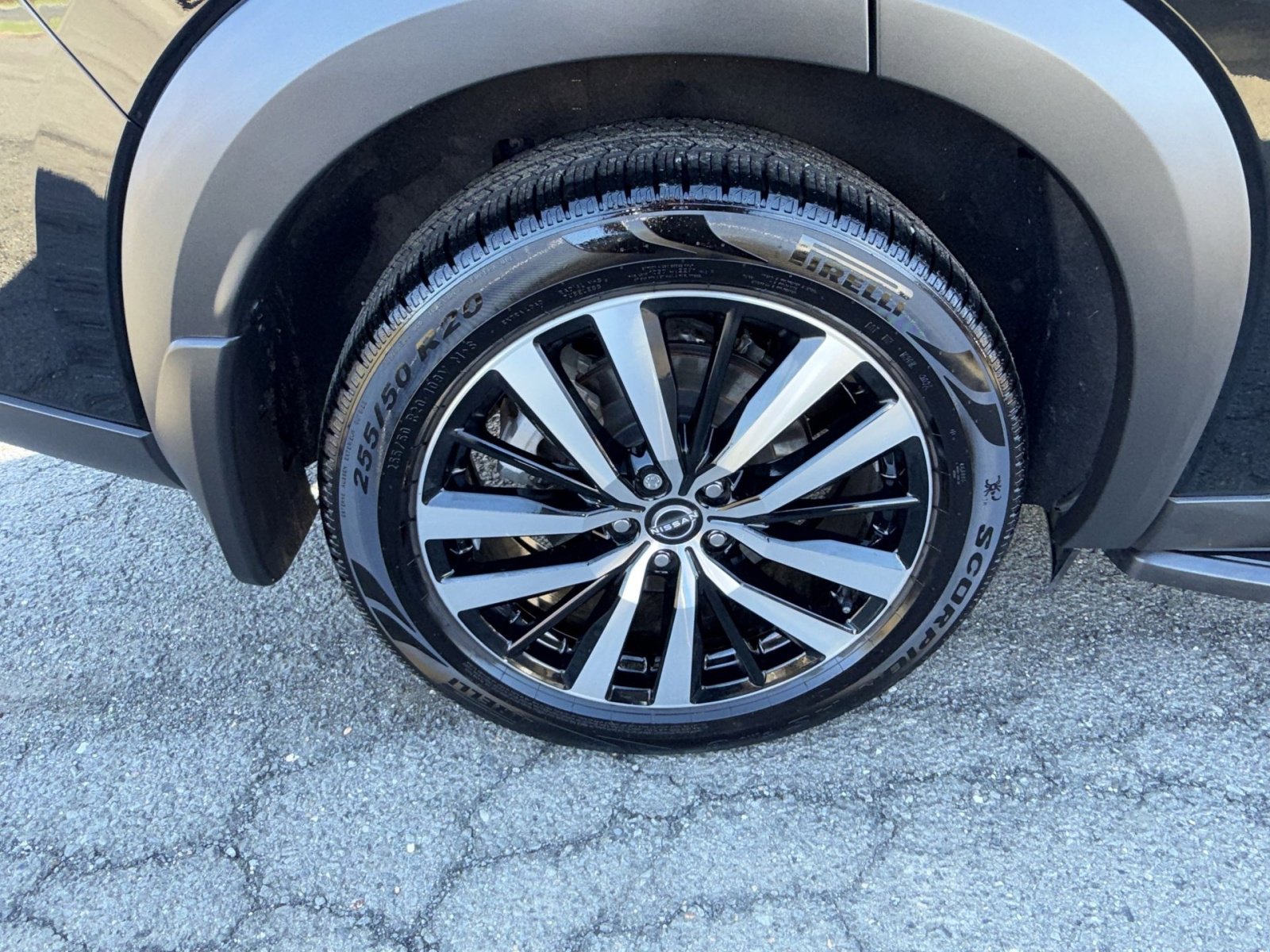 Used 2023 Nissan Pathfinder Platinum w/ Lighting Package (N93) image 12