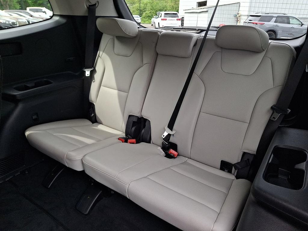 Certified 2023 Kia Telluride S w/ S Sunroof Package AWD/4WD image 11