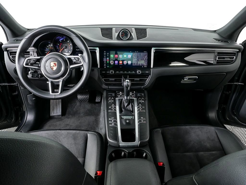 Certified 2020 Porsche Macan image 19