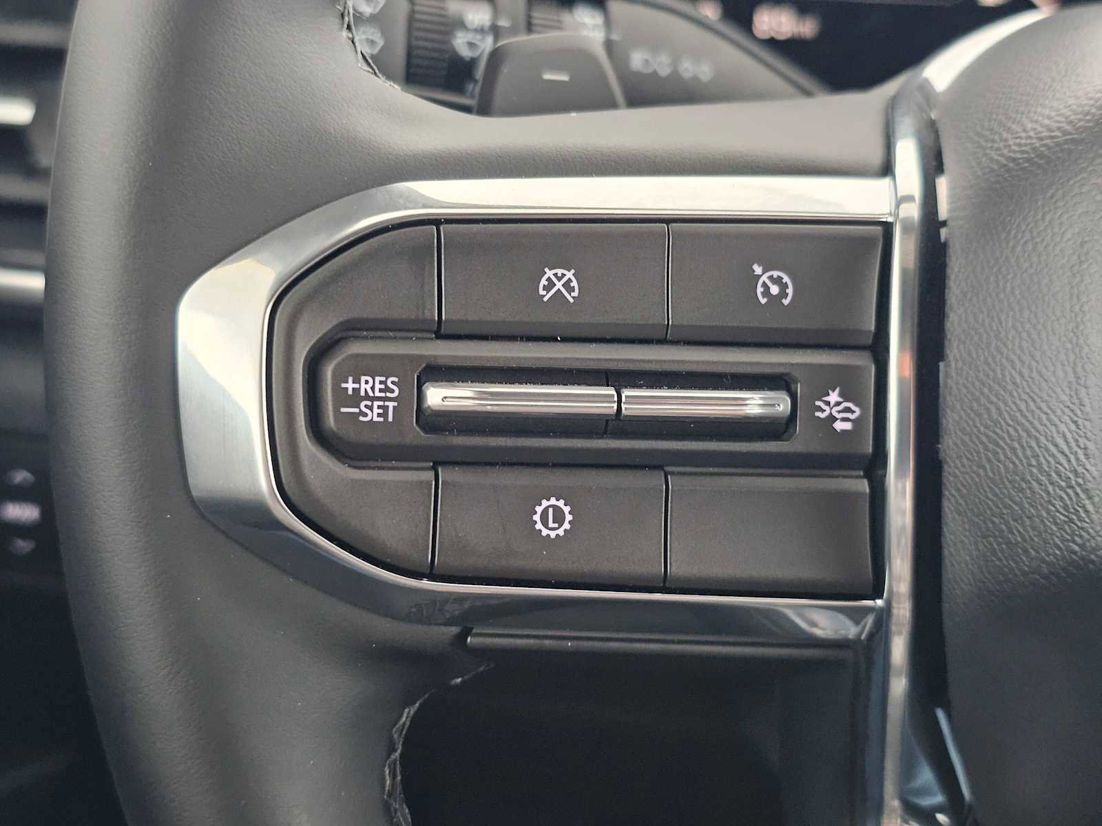 New 2026 GMC Terrain Elevation w/ LPO, Floor Liner Package FWD image 27