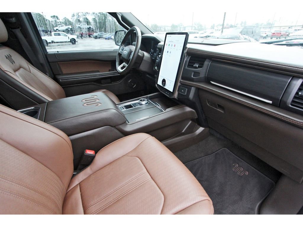 Used 2023 Ford Expedition Max King Ranch image 29
