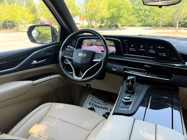 Used 2023 Cadillac Escalade ESV Premium Luxury AWD/4WD image 39