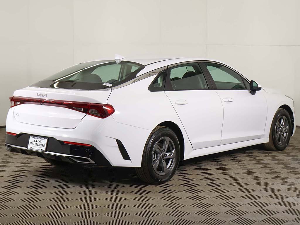 Used 2024 Kia K5 LXS image 9