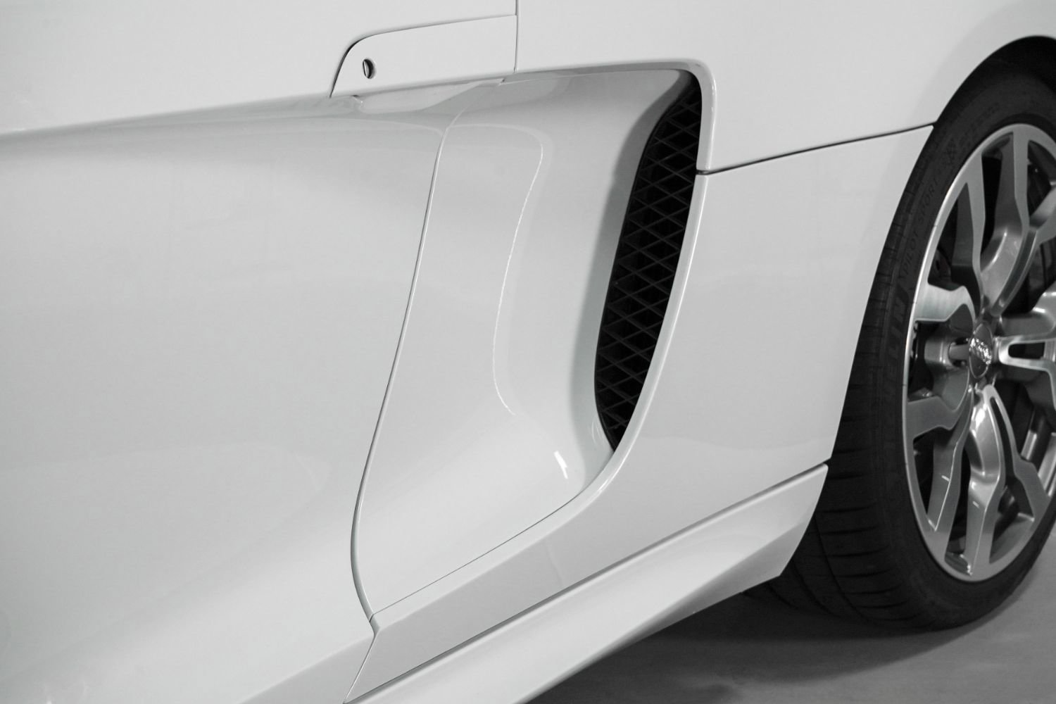 Used 2012 Audi R8 V10 image 21