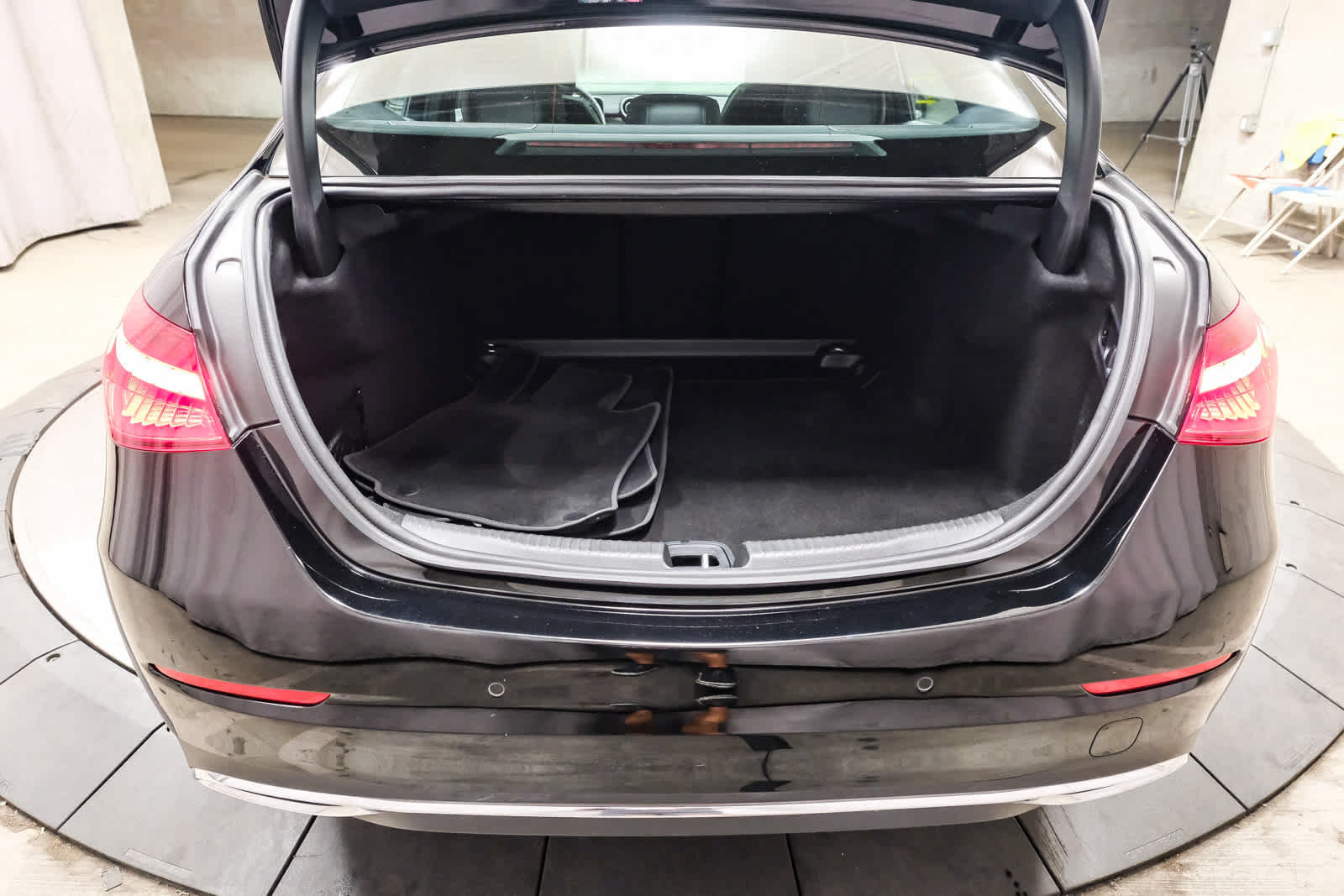 Certified 2023 Mercedes-Benz C 300 Sedan image 32