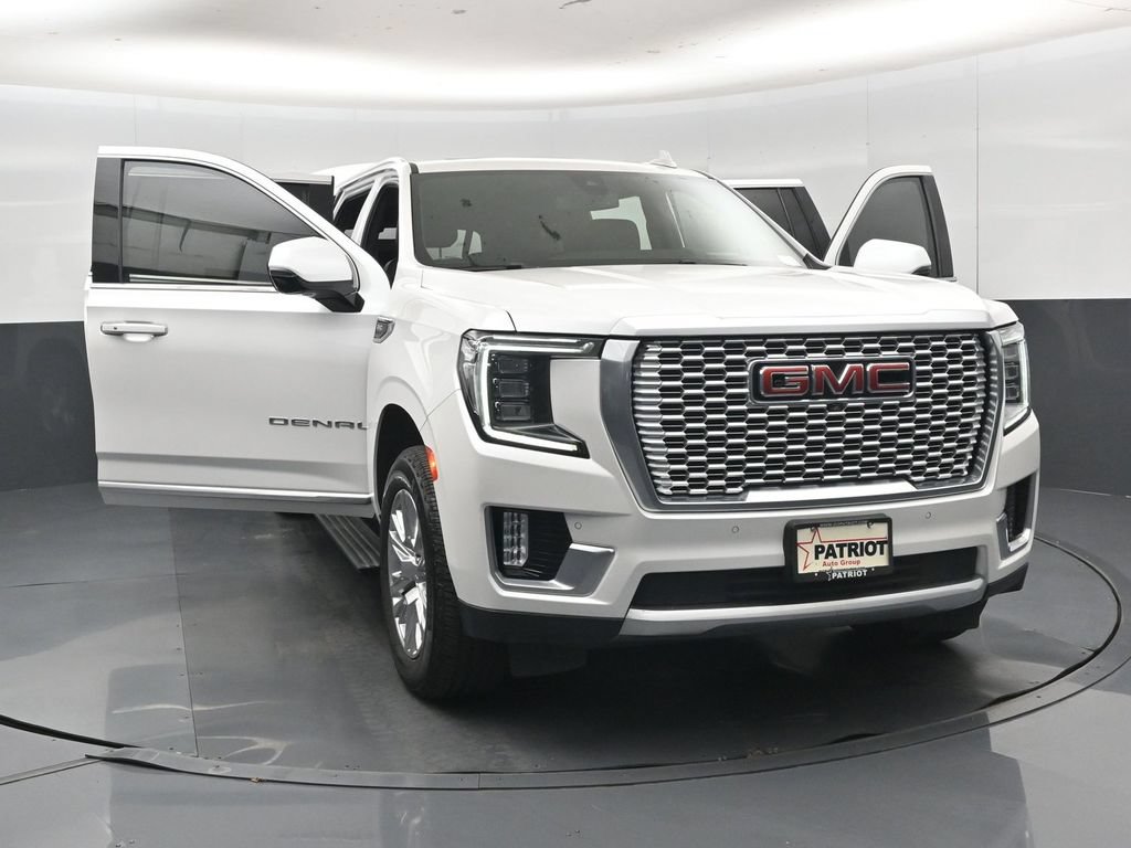 Used 2022 GMC Yukon XL Denali AWD/4WD image 59