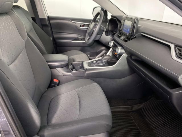 Used 2020 Toyota RAV4 XLE w/ XLE Grade Weather Package AWD/4WD image 11