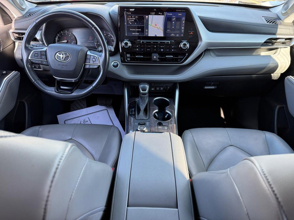 Certified 2020 Toyota Highlander Platinum image 13