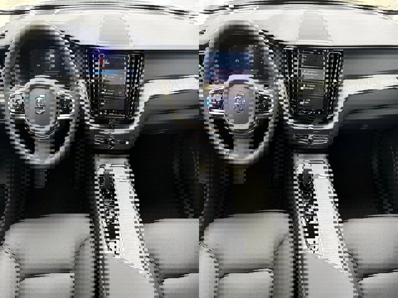 New 2025 Volvo XC60 T8 Plus w/ Protection Package Premier image 9