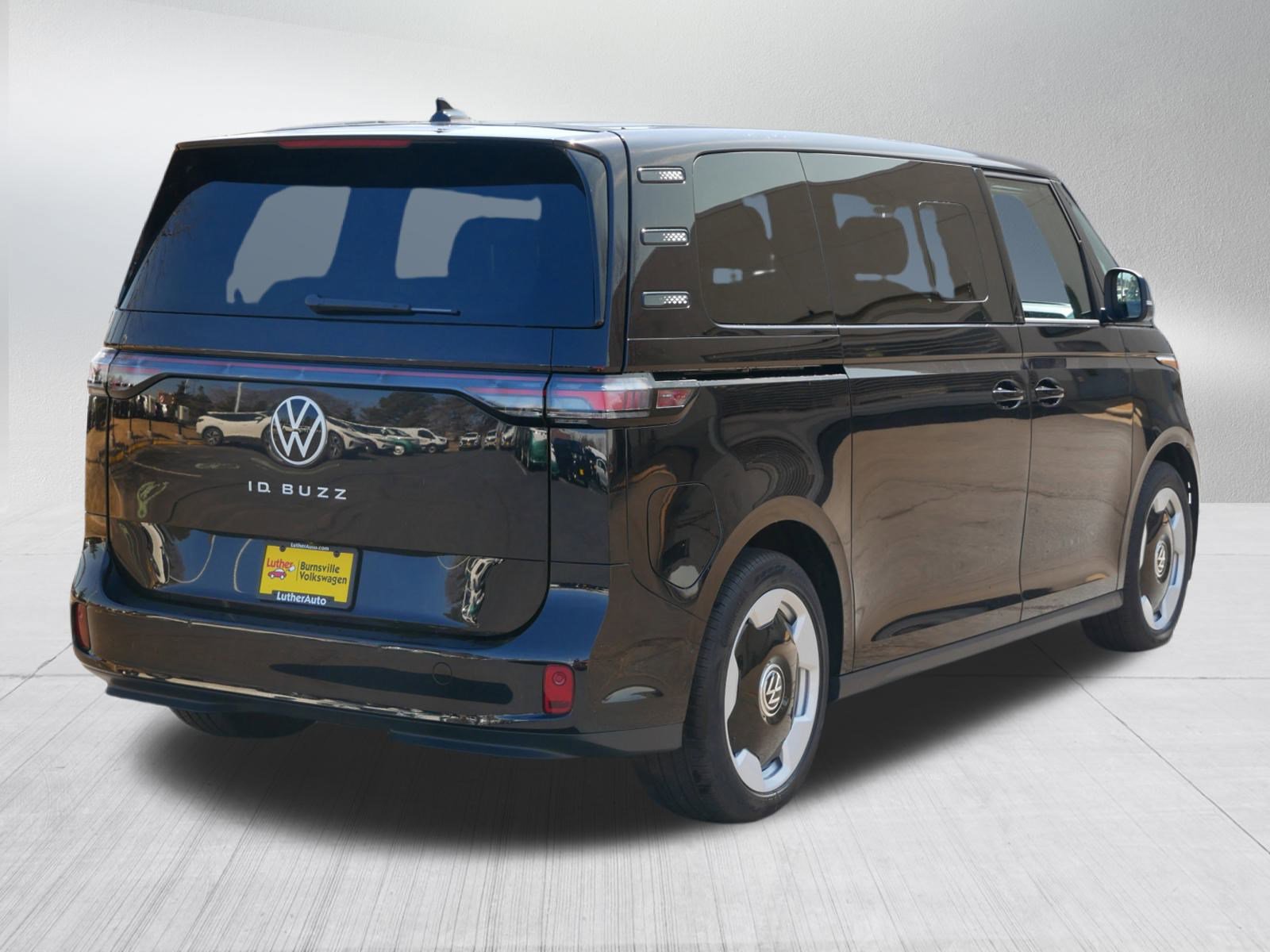 New 2025 Volkswagen ID. Buzz Pro S image 4