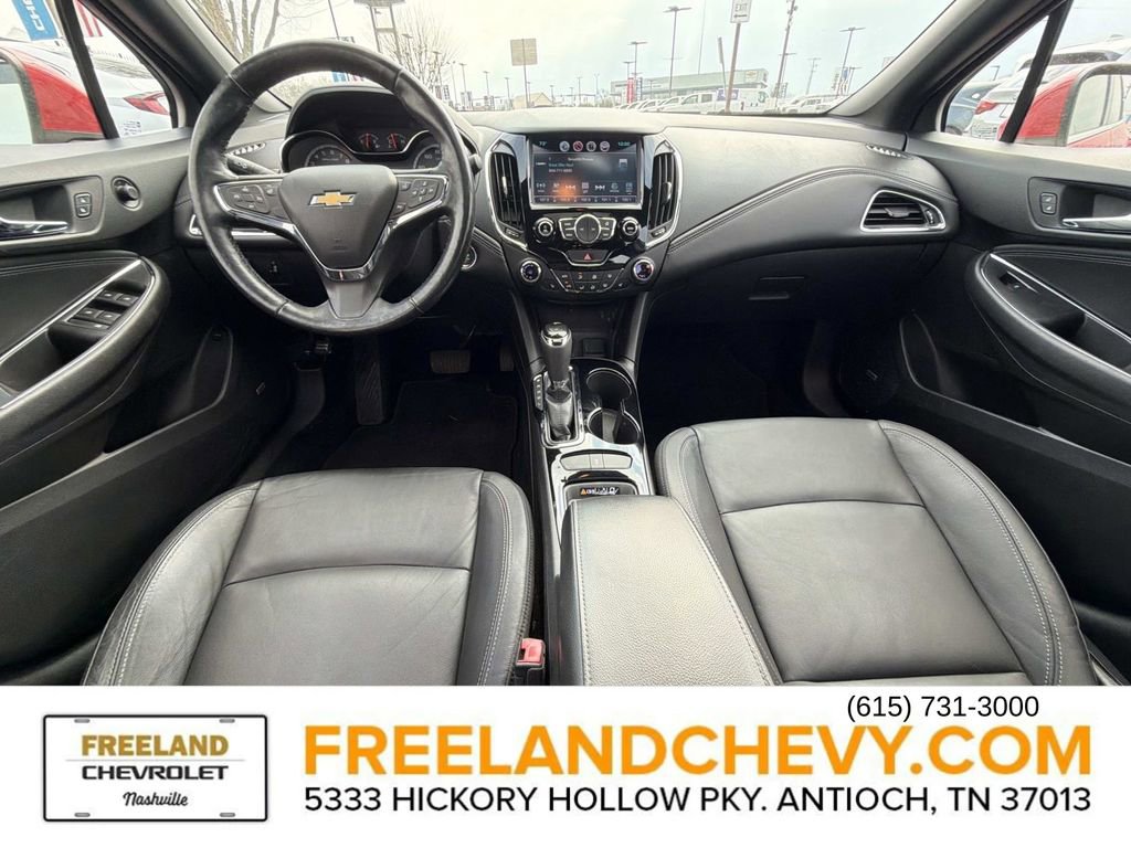 Used 2017 Chevrolet Cruze Premier FWD image 21