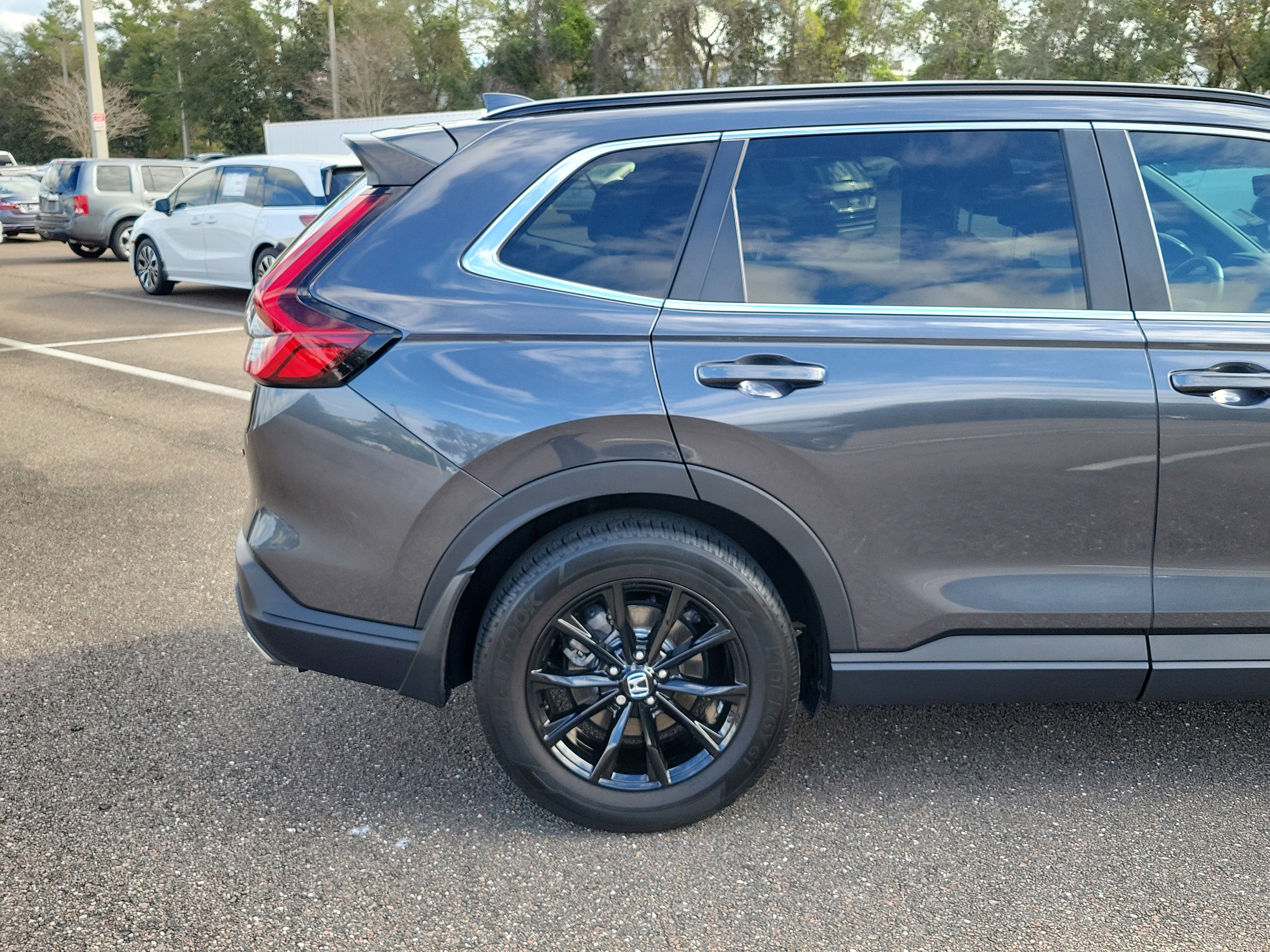 Used 2024 Honda CR-V Sport-L image 6