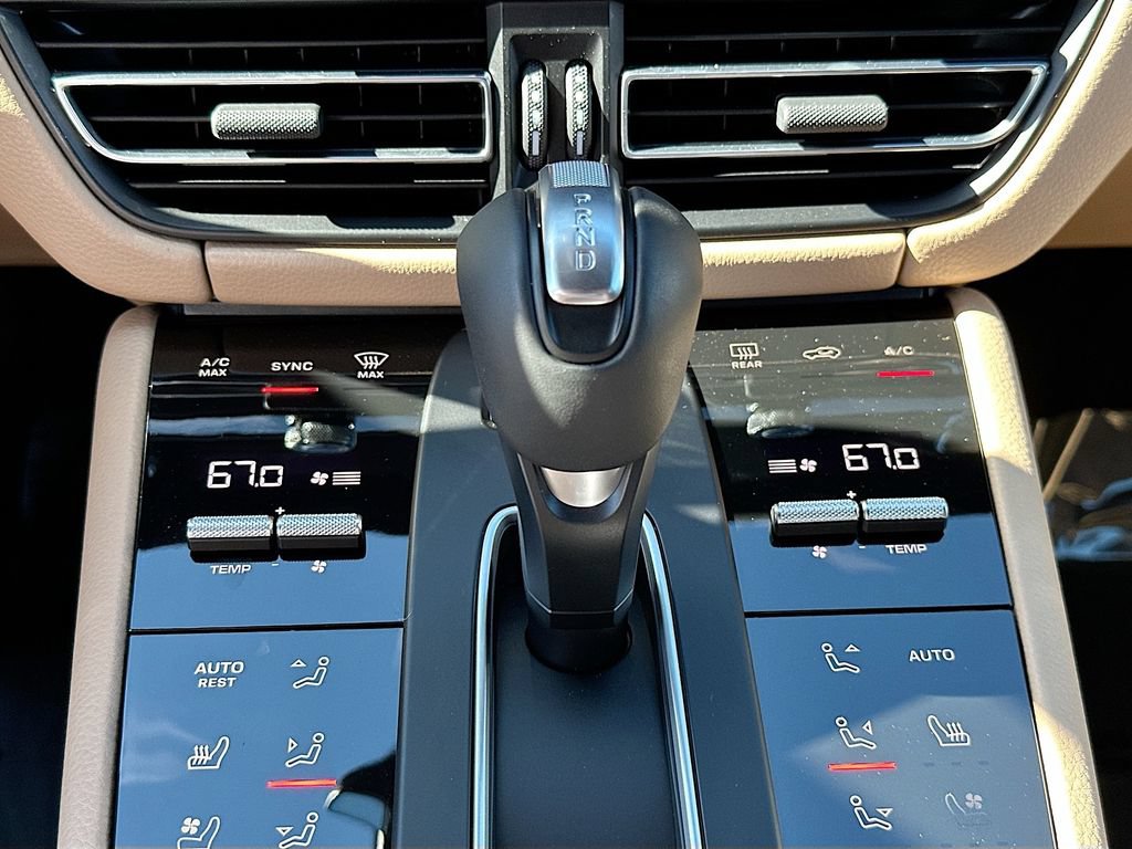 New 2026 Porsche Macan S AWD/4WD image 18