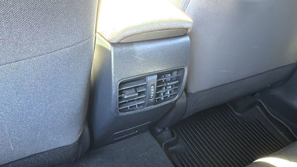 Used 2023 Toyota Corolla Cross LE image 15