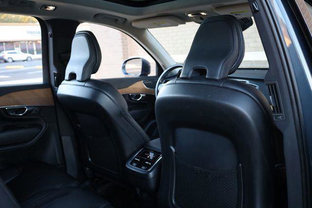 Used 2022 Volvo XC90 T6 Momentum w/ Advanced Package AWD/4WD image 21