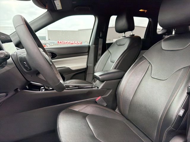 Used 2023 Jeep Compass Limited image 15