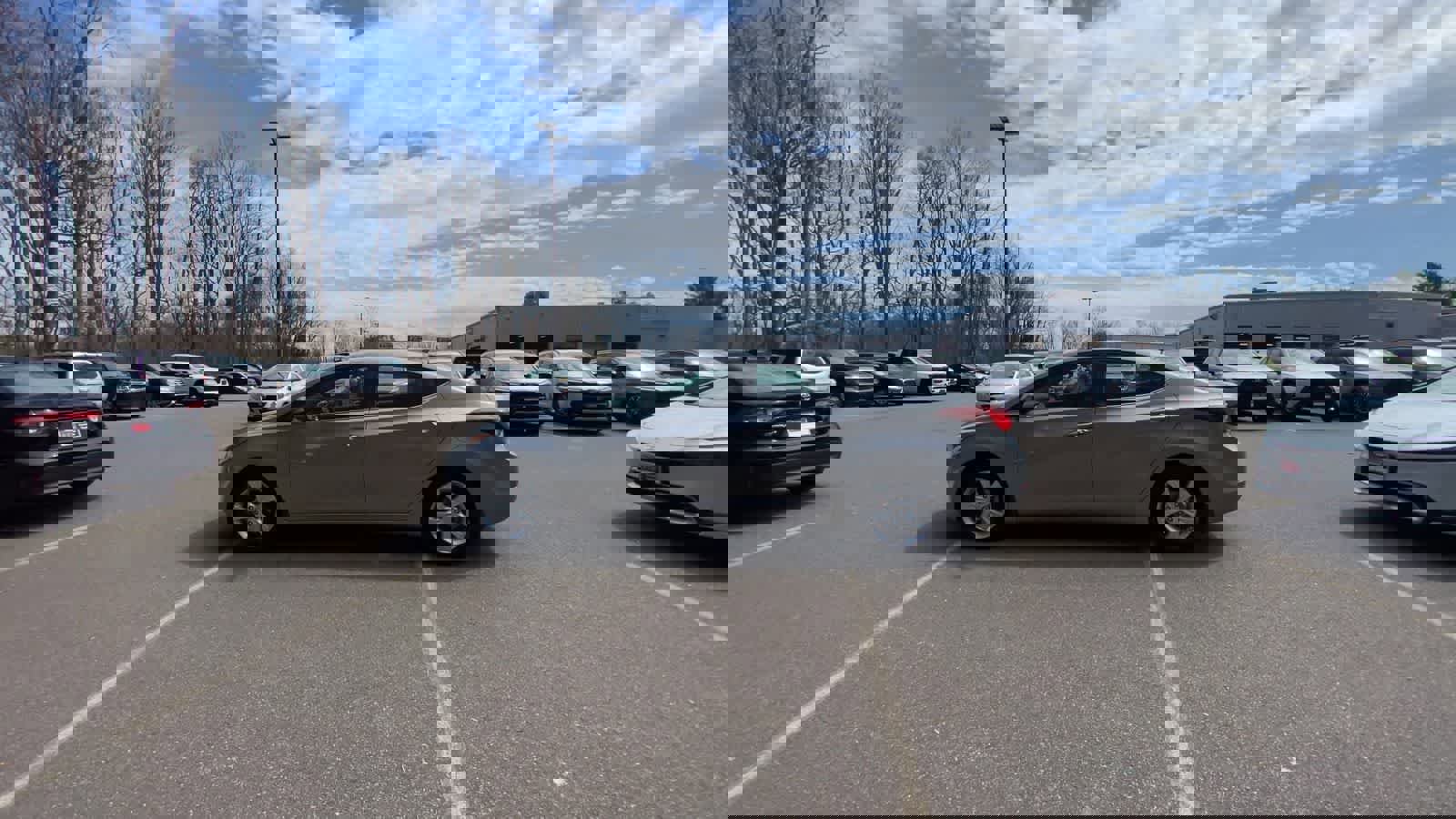 Used 2016 Hyundai Elantra Value Edition image 12