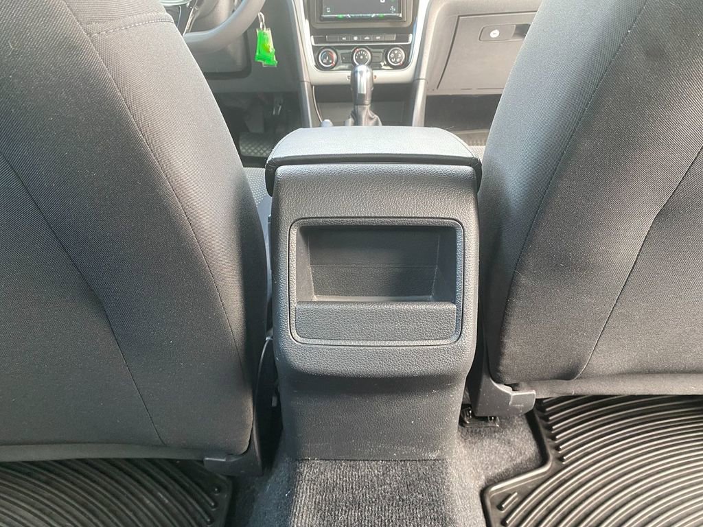 Used 2018 Volkswagen Passat 2.0T S image 26