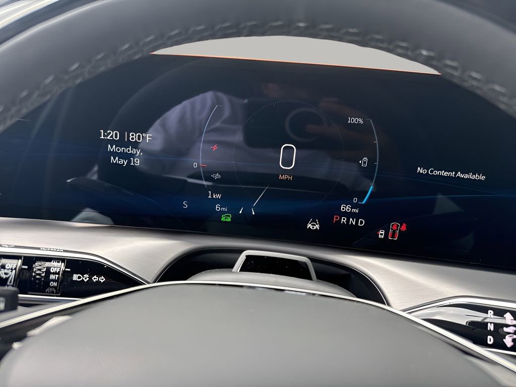 New 2026 Cadillac Vistiq Sport w/ LPO, Floor Liner Package image 32