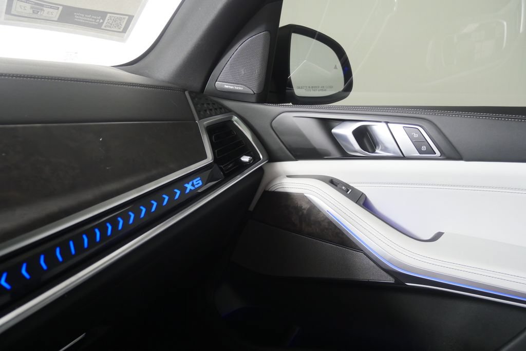 Used 2025 BMW X5 sDrive40i RWD image 27