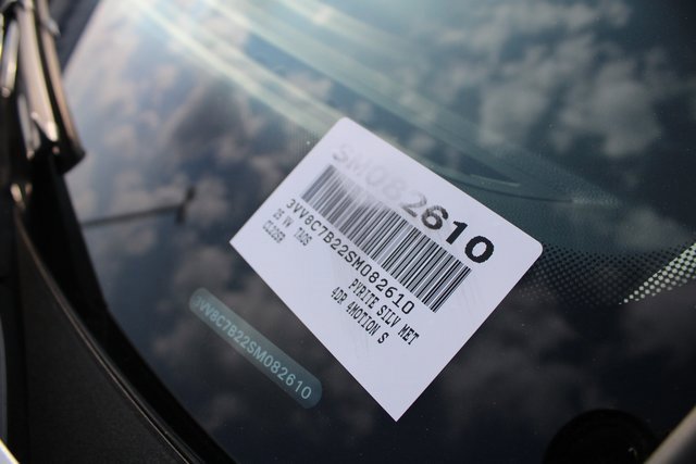 New 2025 Volkswagen Taos S image 30