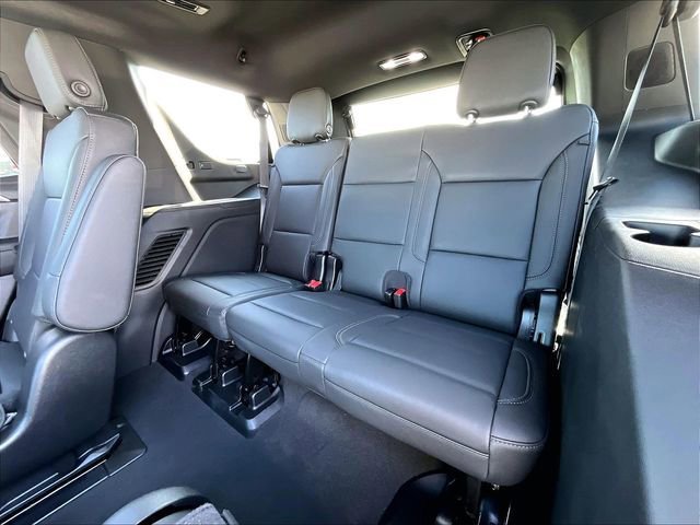 Used 2024 Chevrolet Tahoe LT w/ LT Signature Package AWD/4WD image 17