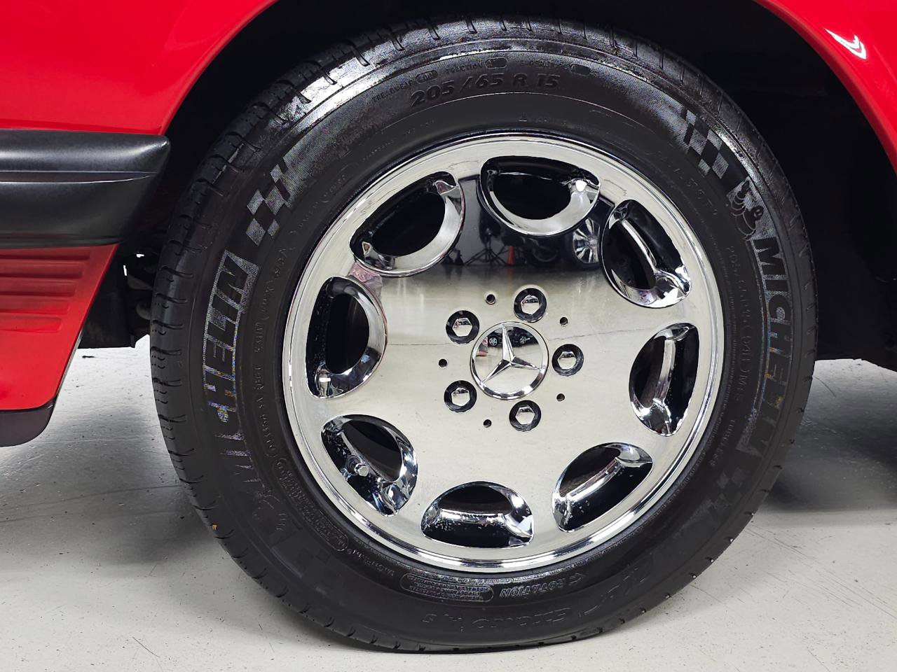 Used 1989 Mercedes-Benz 560 SL image 24