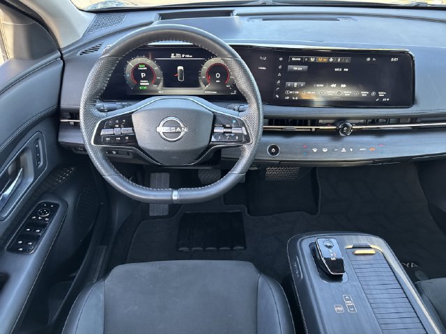 Used 2024 Nissan Ariya AWD image 13